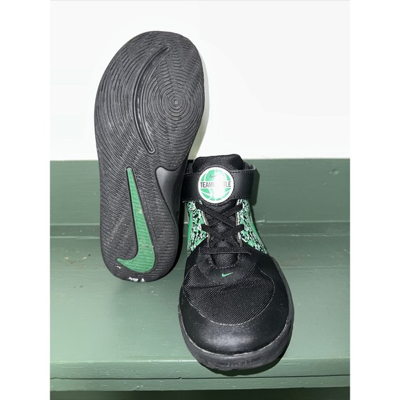 Nike Boys Team Hustle DC1994-001 Black/Green Basketball Shoes Sneakers Size 2.5Y - Picture 7 of 7